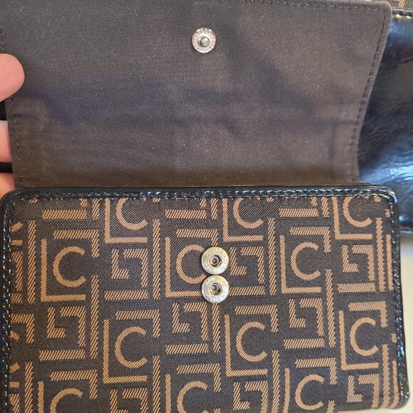 Liz Claiborne Set - Barrel Bag and Wallet - Brown and Cream Logo - Picture 7 of 14